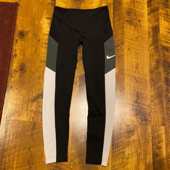 Nike white, grey, and black leggings - Picture 1 of 6